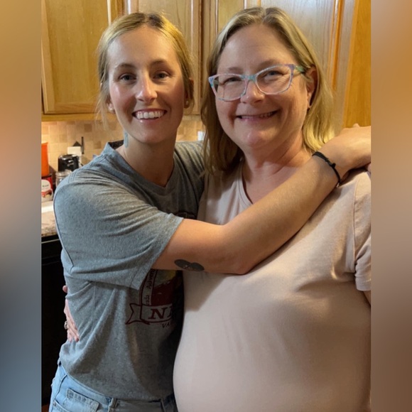 Meet Your Posher - Picture 4 of 11